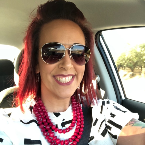 Meet your Posher, Jana - Picture 5 of 8